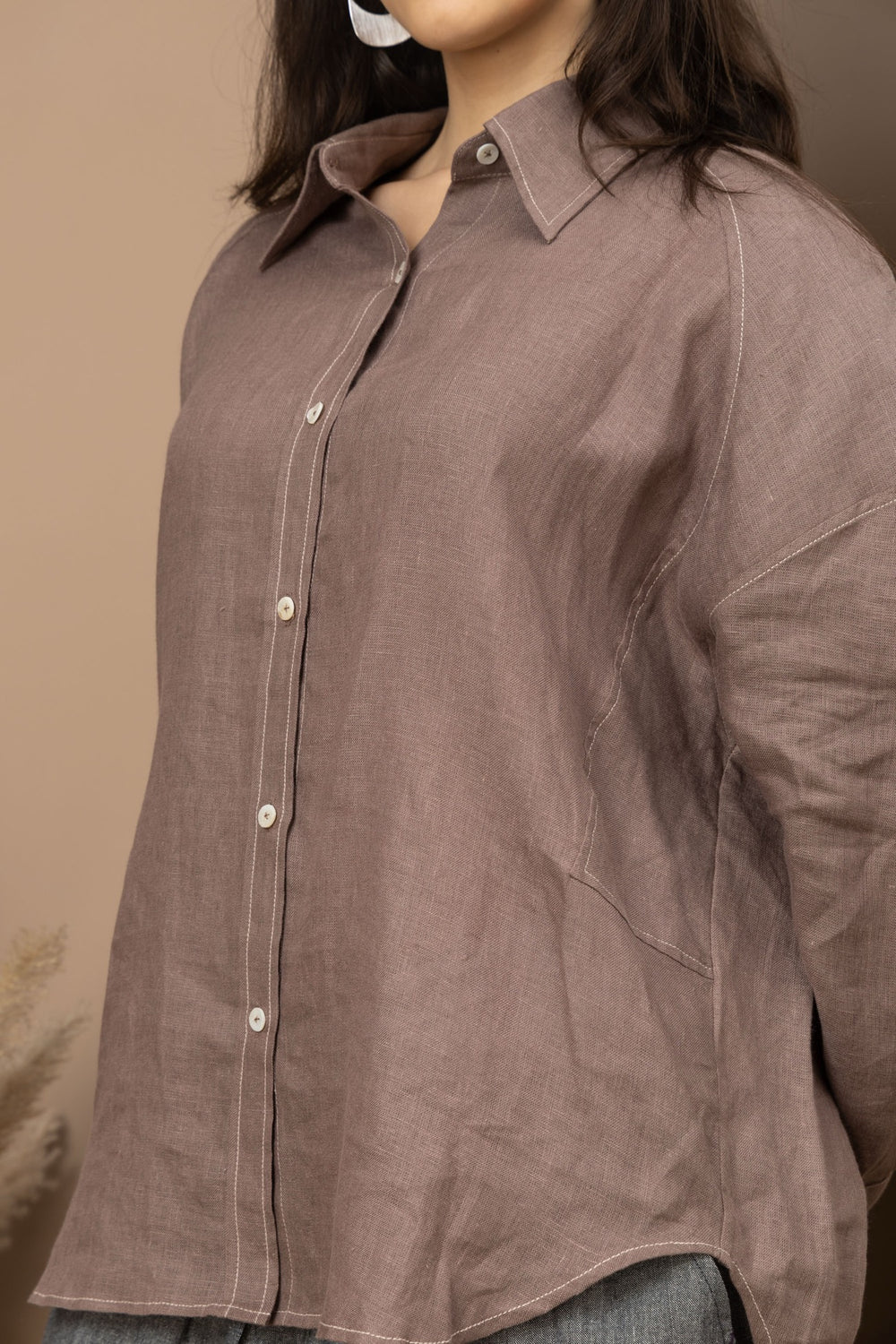 The Outline - Warm Taupe