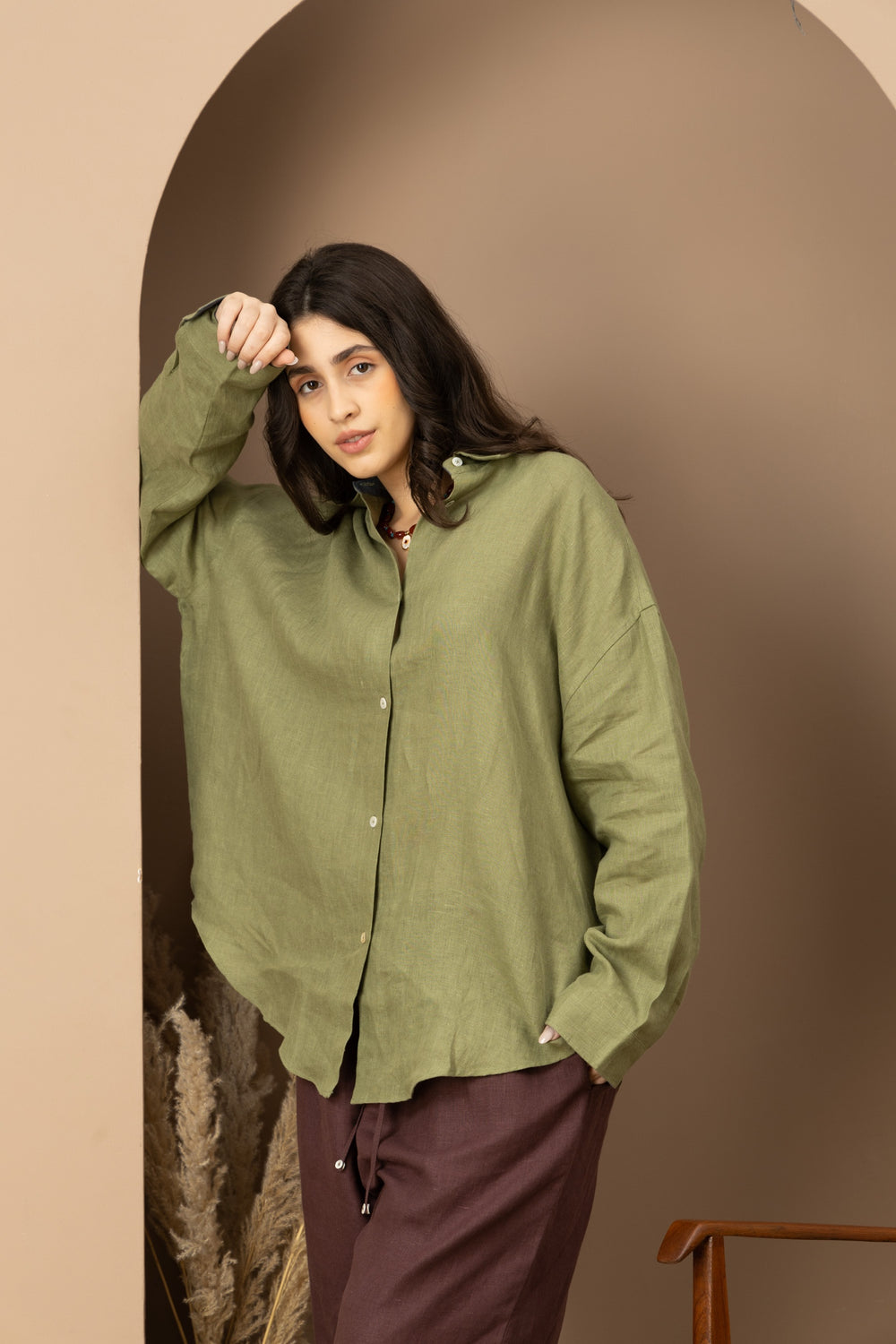 The Keep Close Shirt - Olive Green