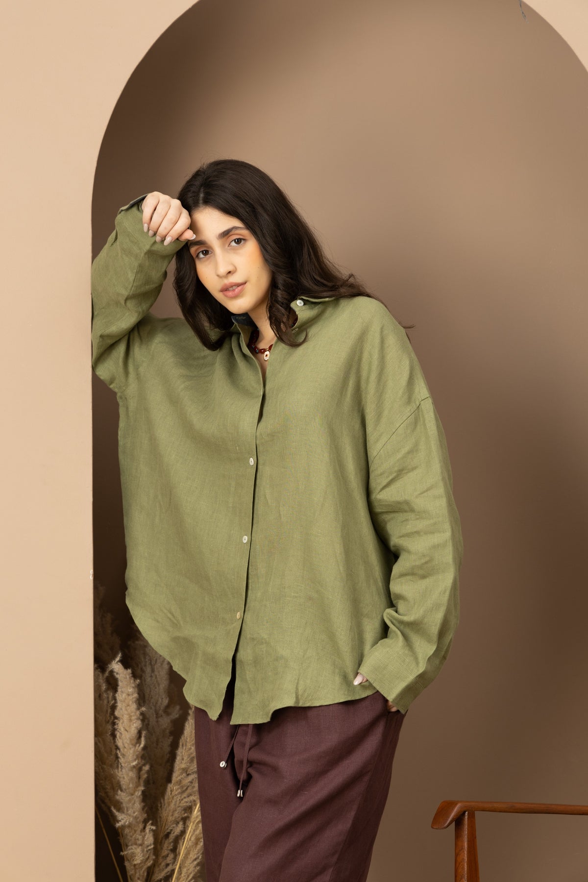 The Keep Close Shirt - Olive Green