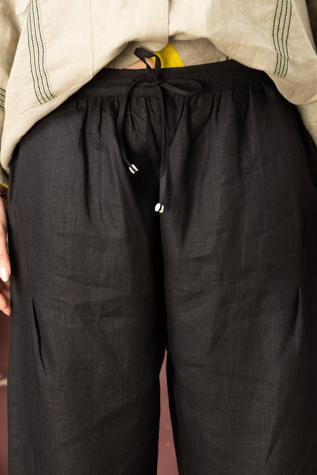 Weekday - Royal Black