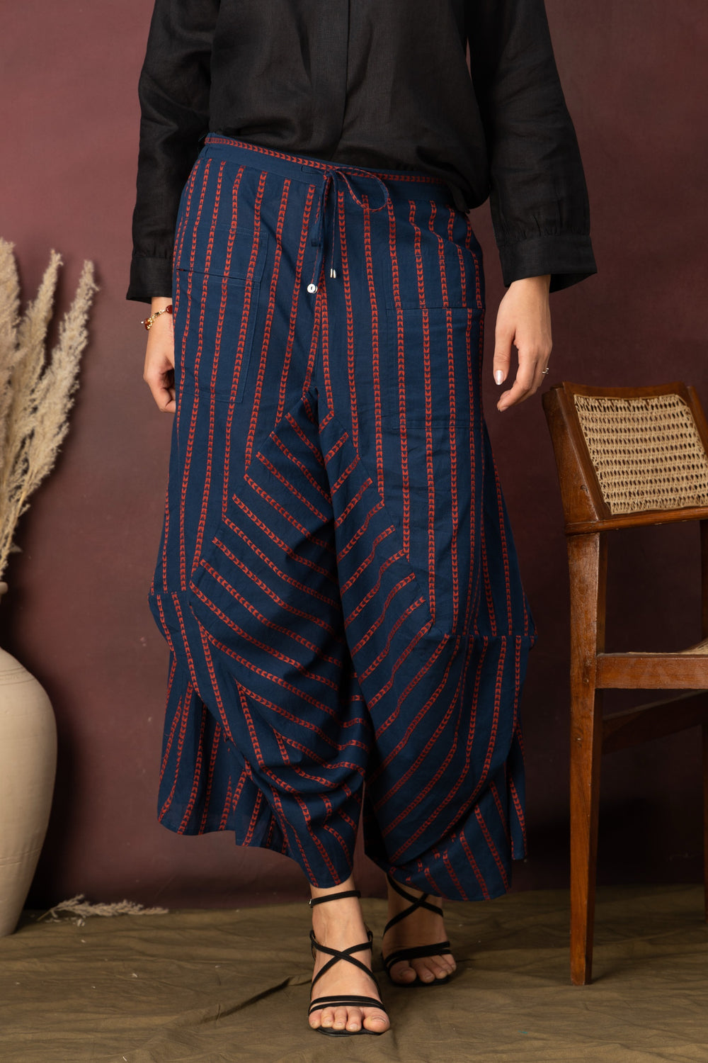 Lehar - Blue & Red