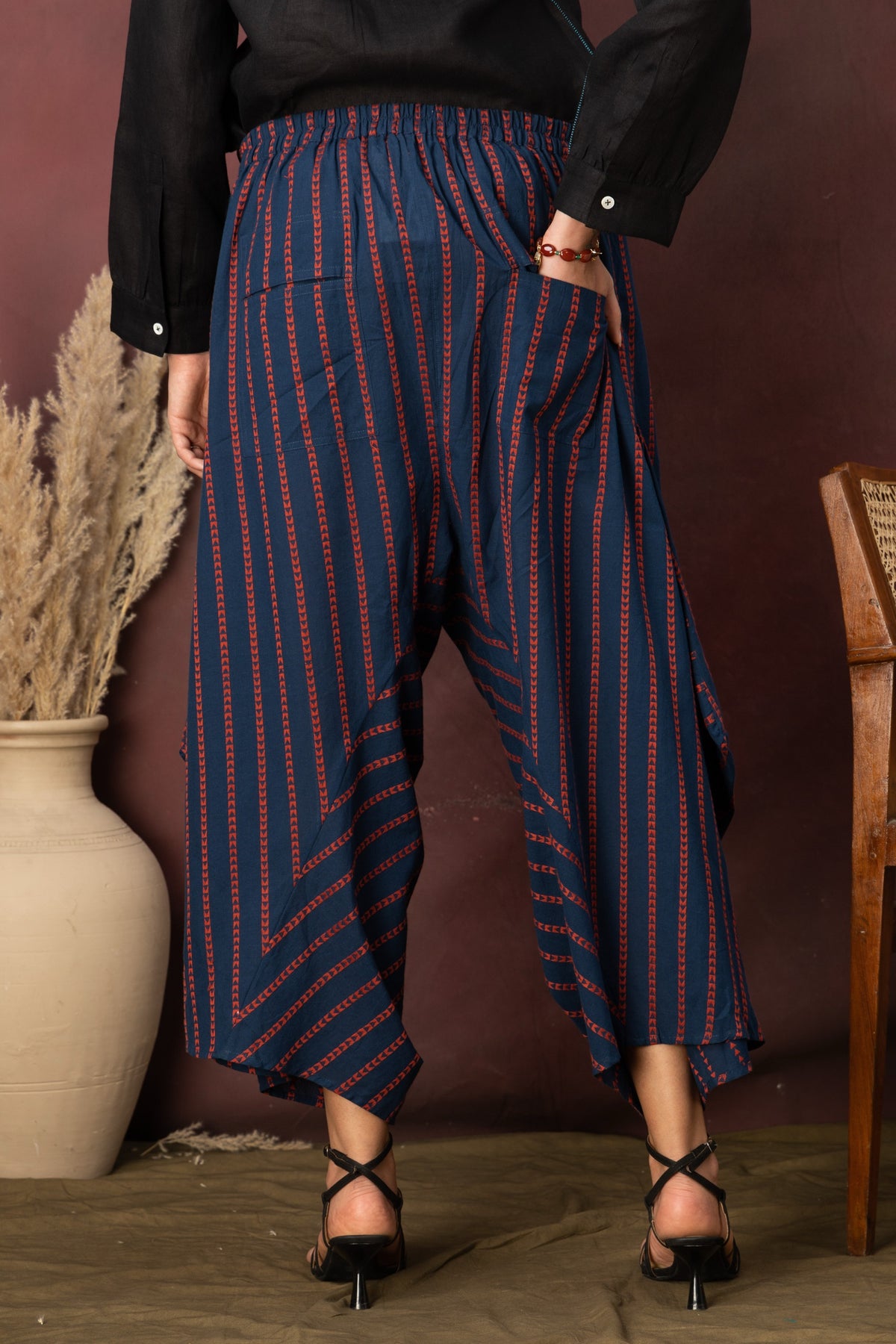 Lehar - Blue & Red