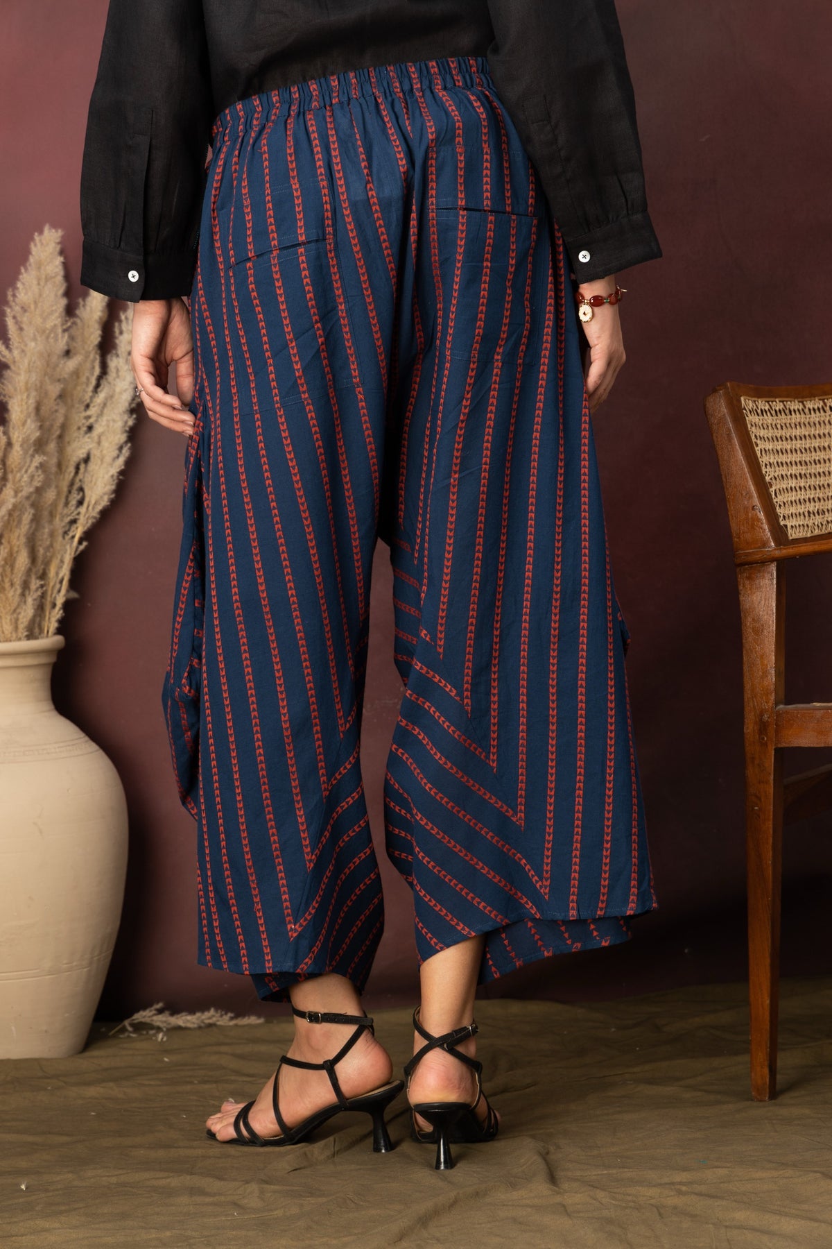 Lehar - Blue & Red