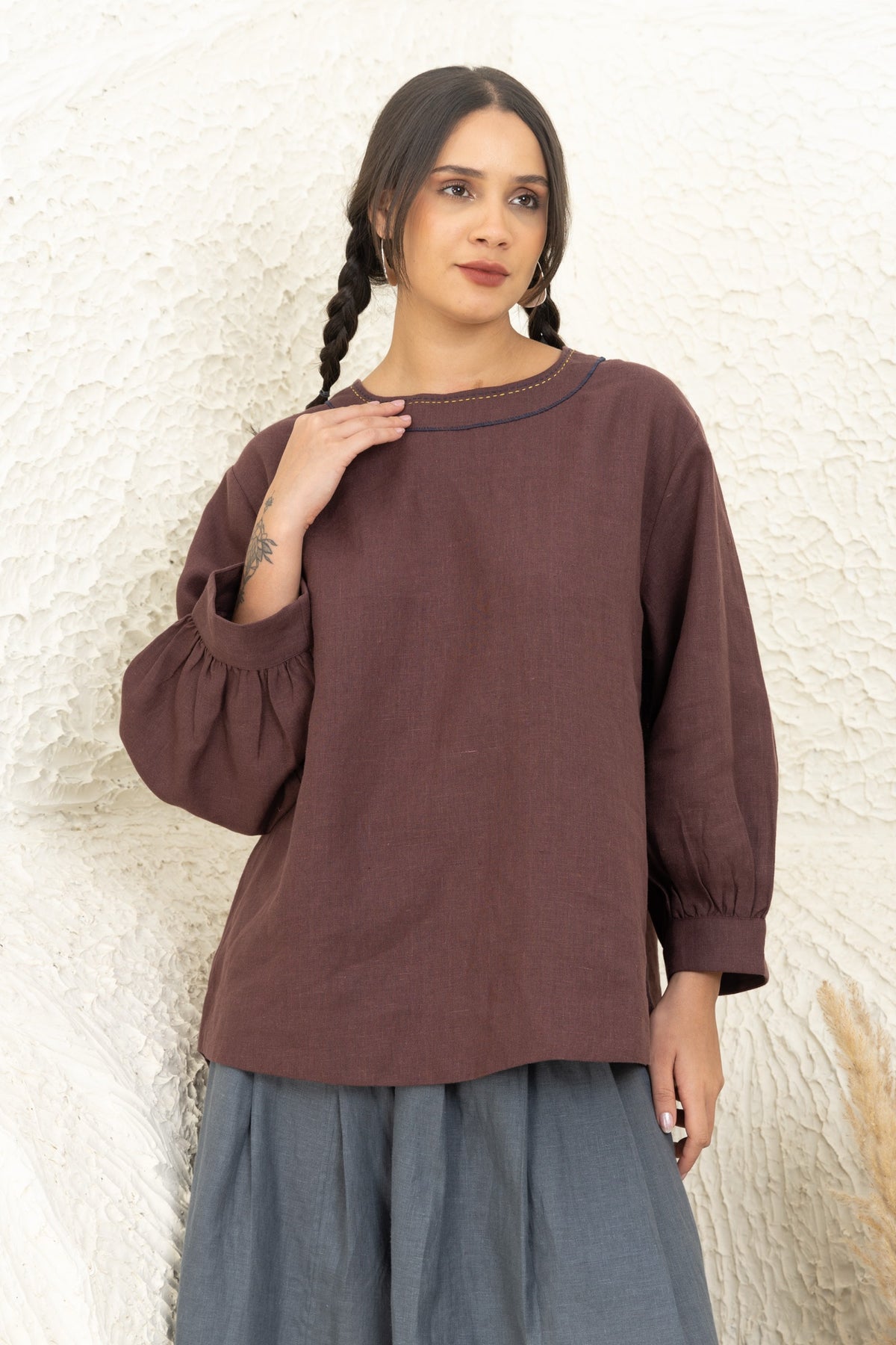 Featherweight - Plum Brown