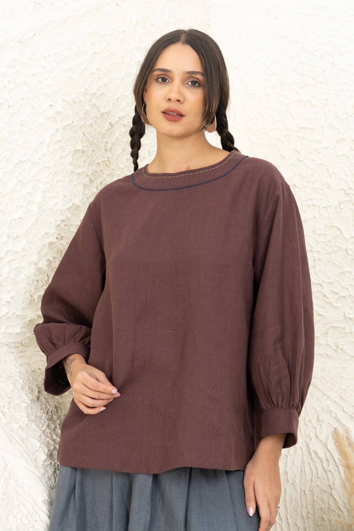 Featherweight - Plum Brown