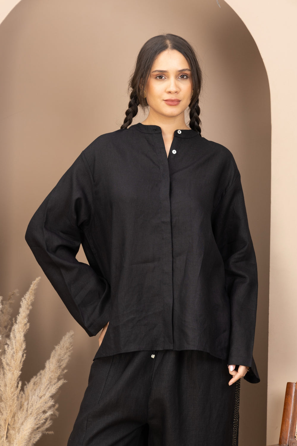 The Poise Shirt - Royal Black