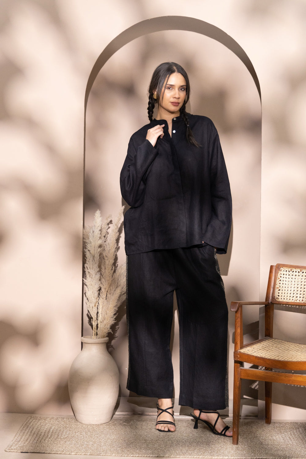 The Poise Shirt - Royal Black