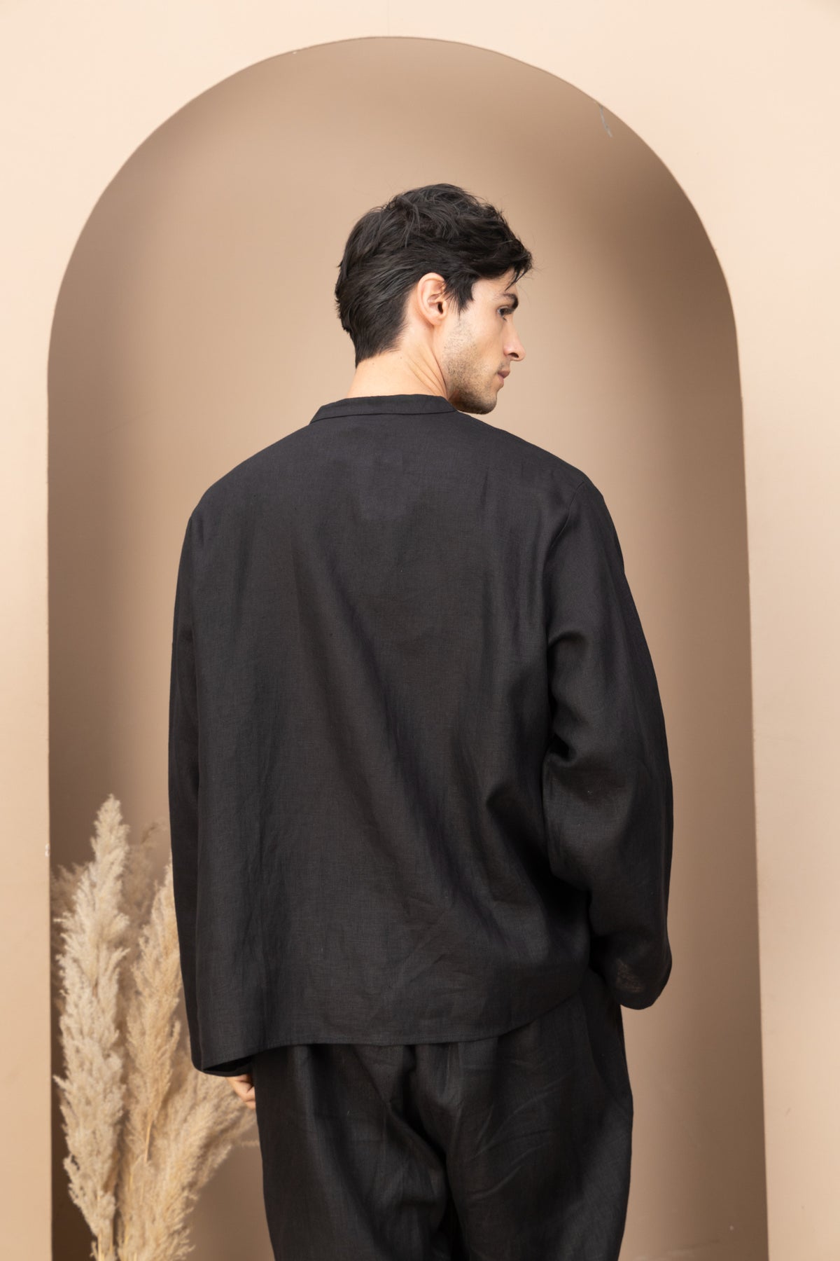 The Poise Shirt - Royal Black