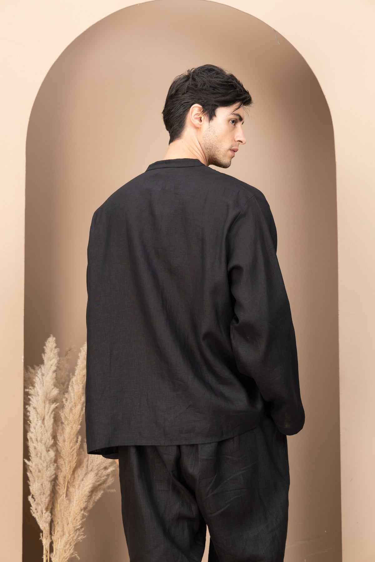 The Poise Shirt - Royal Black
