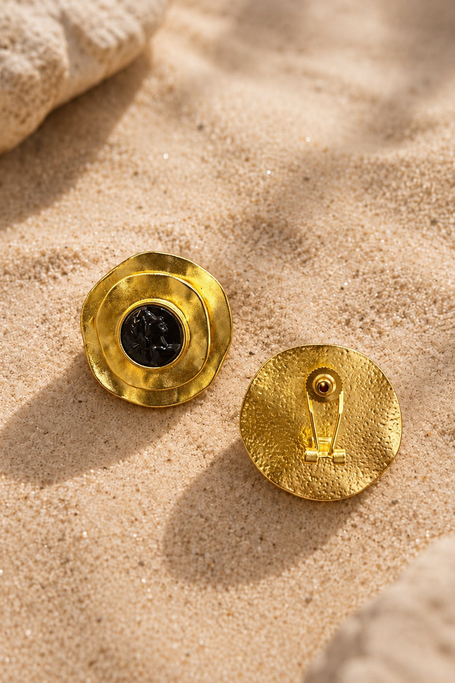 Sitara Sunehri — Hammered Gold Onyx Stud Earrings